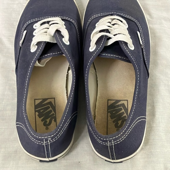 Vans mens 6 / Women’s 7 1/2 Classic Canvas lace-up Sneakers - Picture 9 of 15